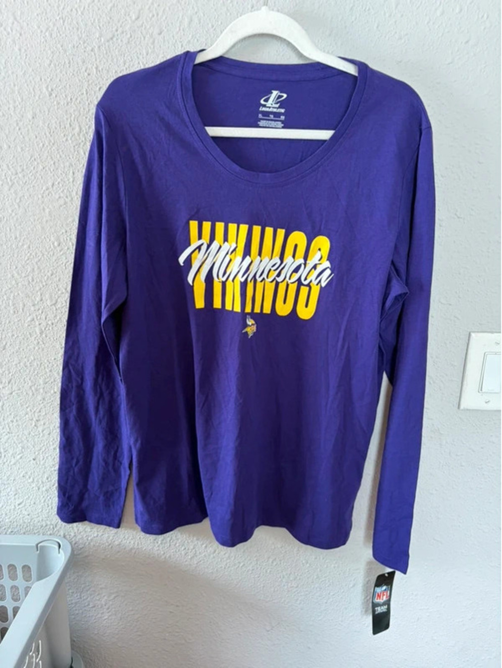 NFL Team Apparel Minnesota Vikings size xl